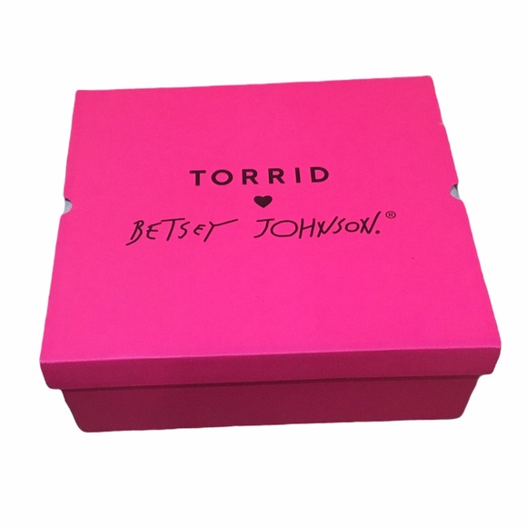 COPY - NWT Torrid & Betsey Johnson Leopard Cylinder Heel - Picture 8 of 10